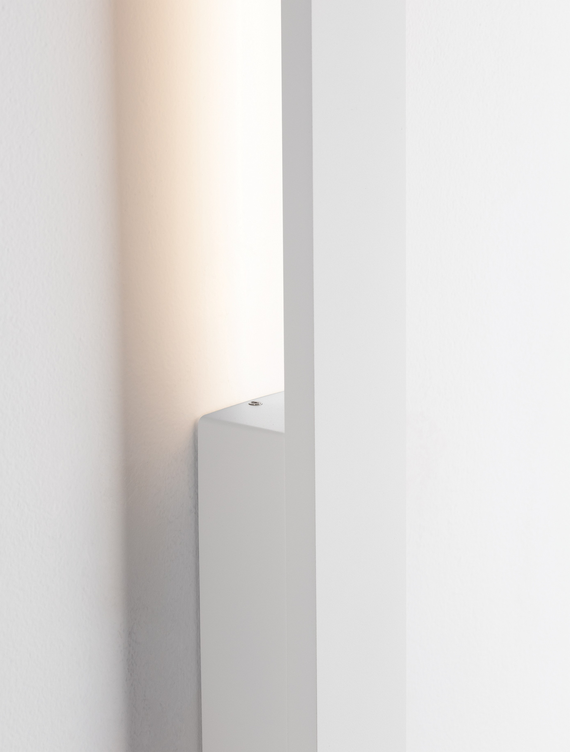 ANETH | L 5.3 W 4.9 H 104 cm | 20 W | 3000 K | 1200 lm | IP65 | Blanco | Aluminio