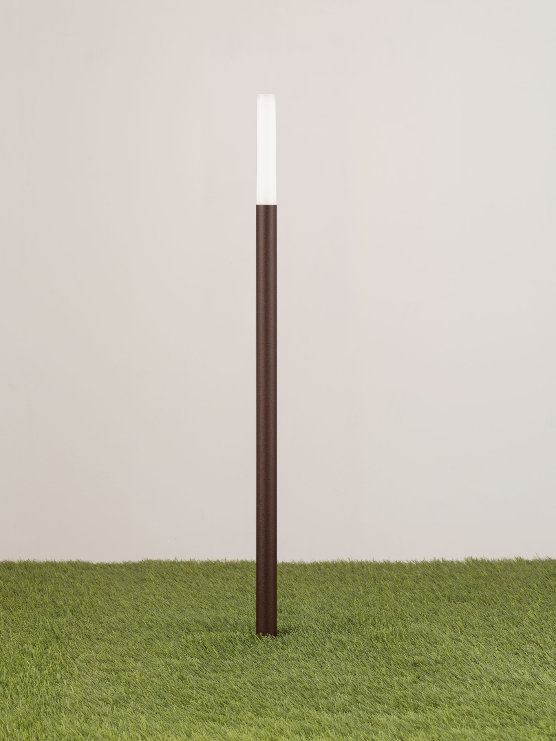 SLICK | H 60 D 2.2 cm | 3 W | 3000 K | 160 lm | IP65 | Corten | Stainless Steel