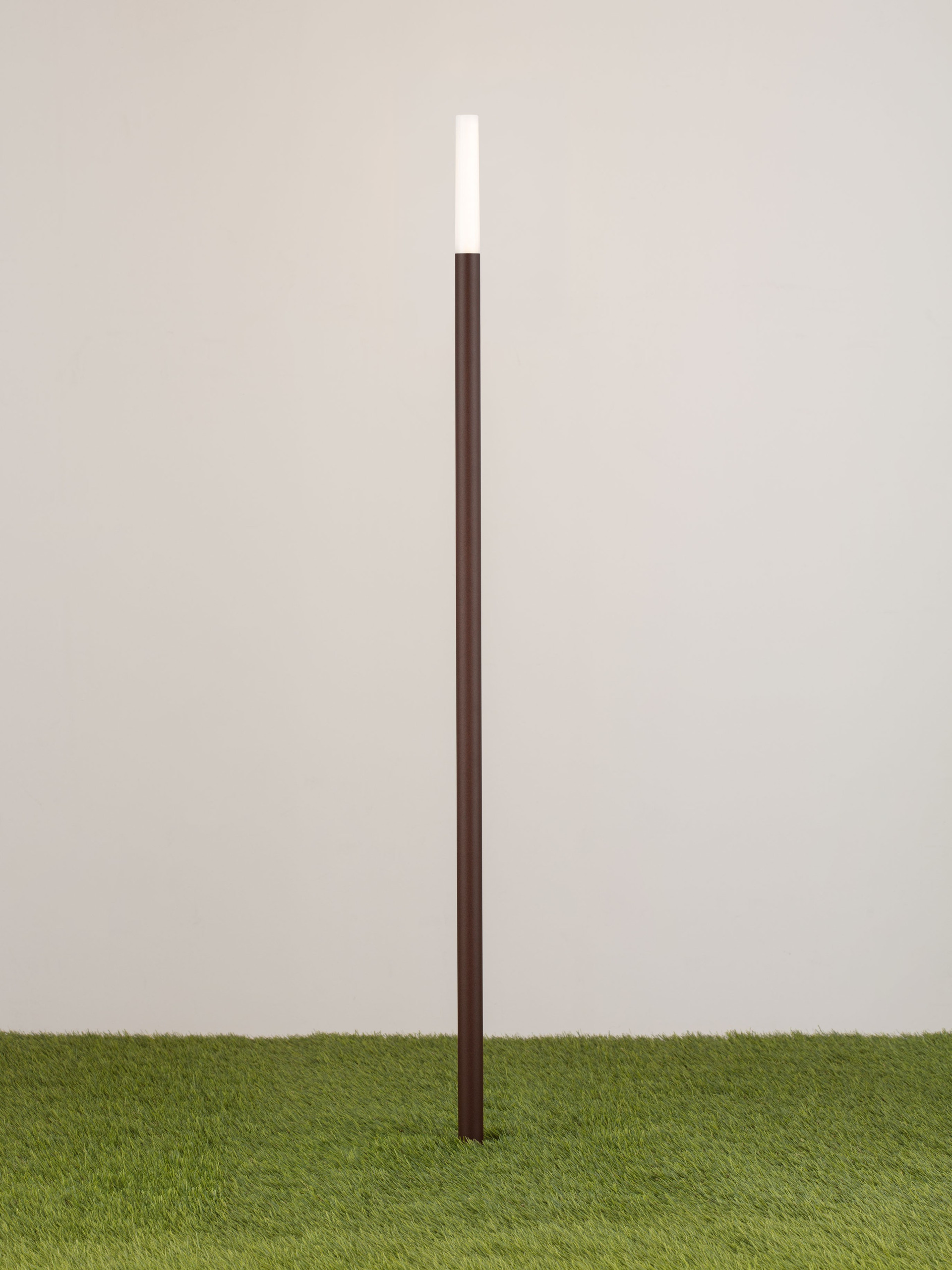 SLICK | H 90 D 2.2 cm | 3 W | 3000 K | 160 lm | IP65 | Corten | Stainless Steel