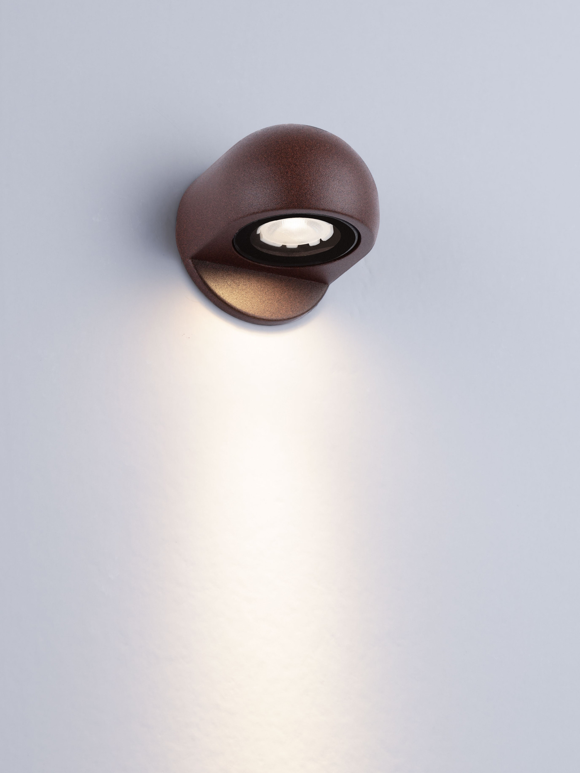 LEAD | W 12 D 5 cm | 3 W | 3000 K | 200 lm | IP65 | Corten | Aluminum