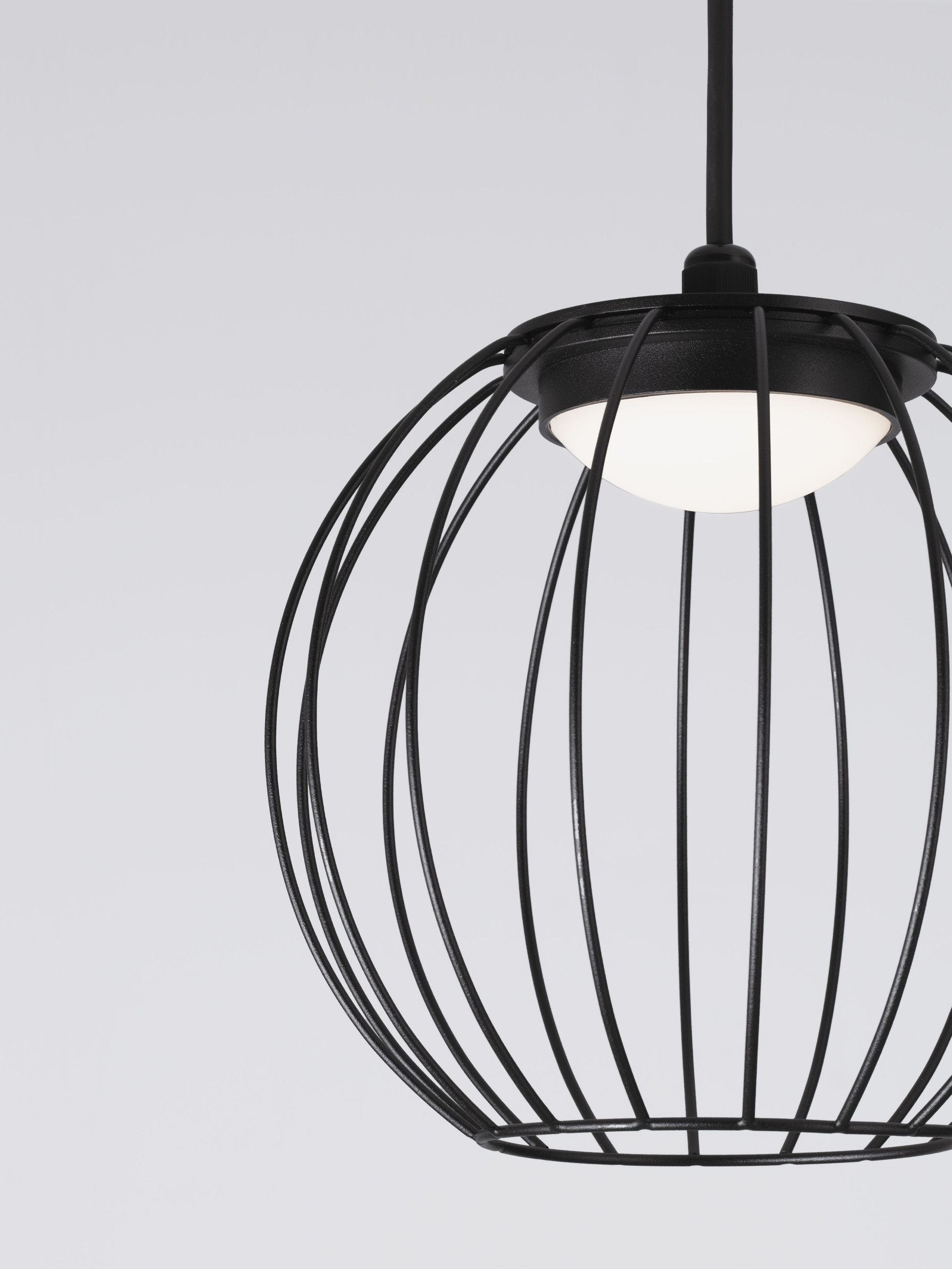 WIKY | H 90 D 23 cm | 10 W | 3000 K | 544 lm | IP54 | Black | Aluminum