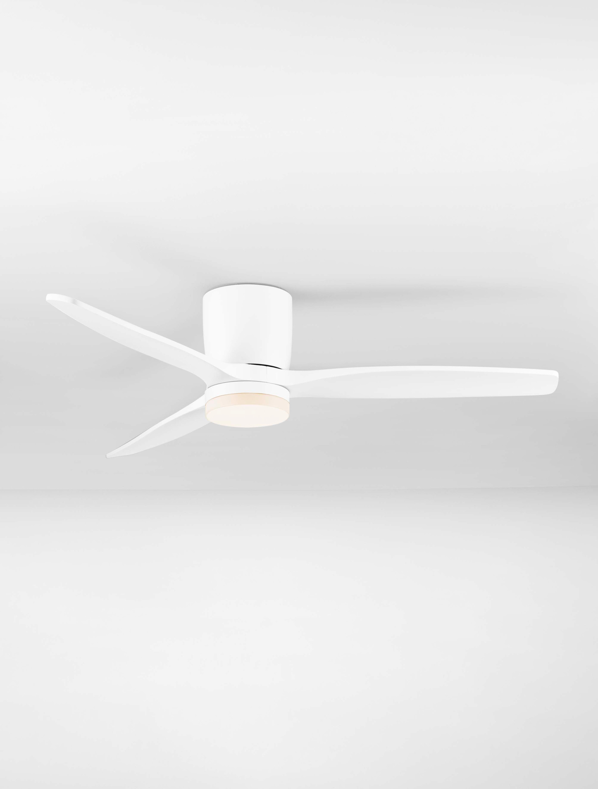 ALOA | H 27.5 D 132 cm | 18 W | 3000/4000/6500 K | 1170 lm | IP20 | White | Metal/Acrylic/Wood