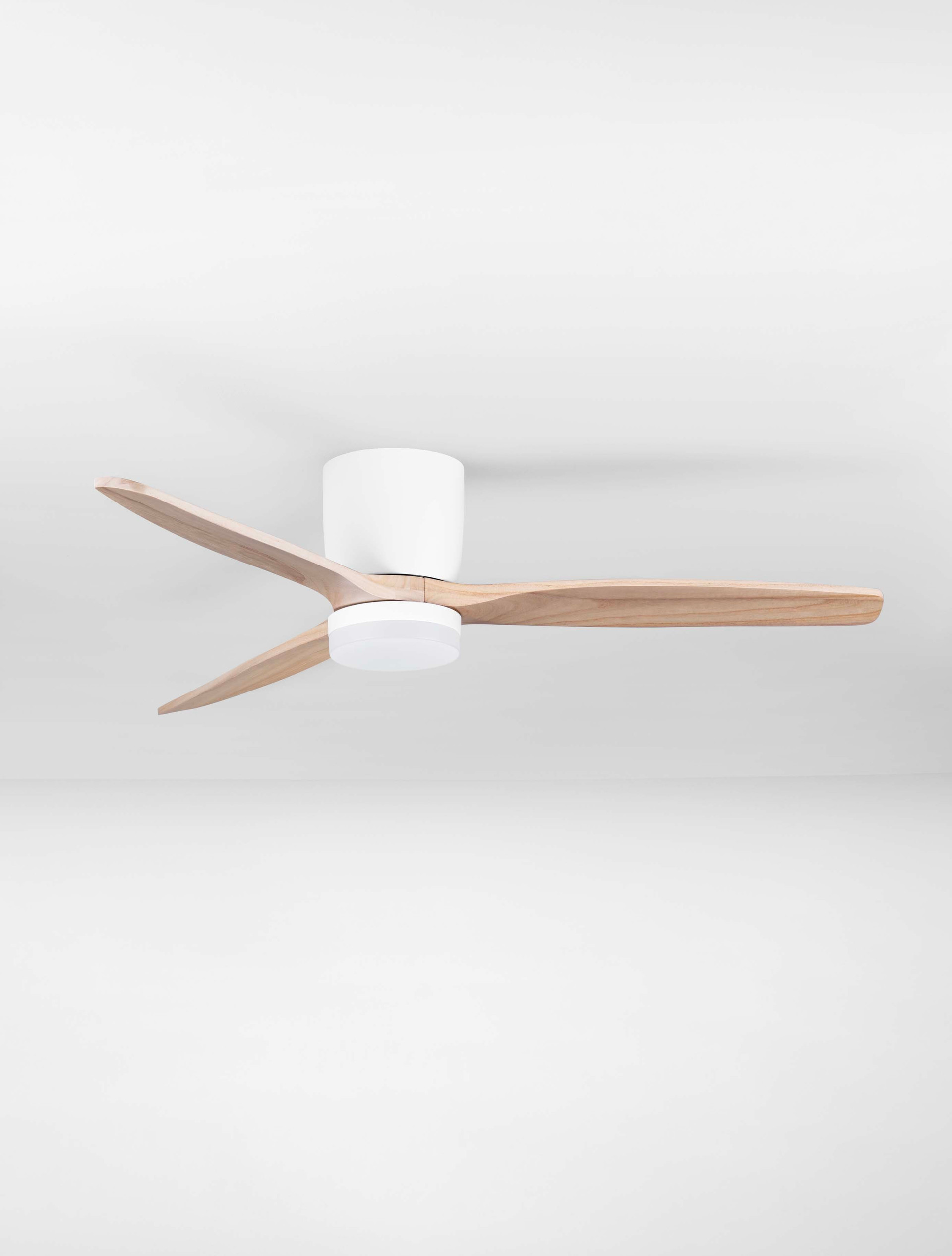 ALOA | H 27.5 D 132 cm | 18 W | 3000/4000/6500 K | 1170 lm | IP20 | White/Oak | Metal/Acrylic/Wood