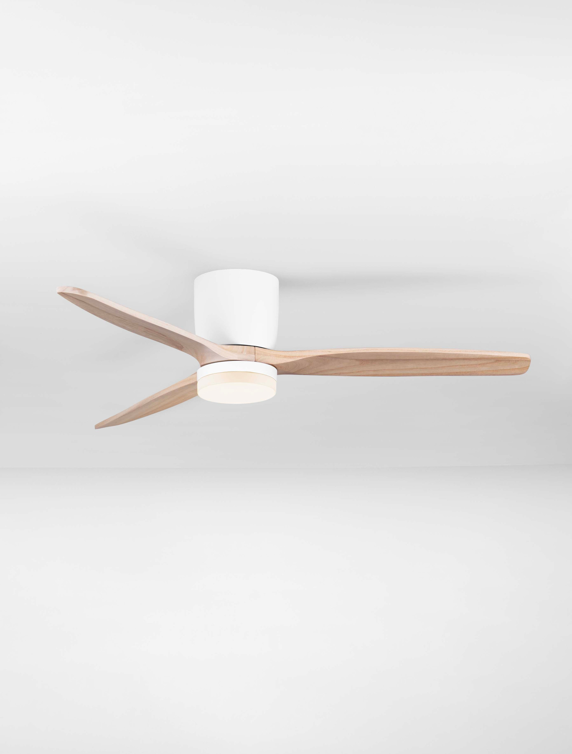 ALOA | H 27.5 D 132 cm | 18 W | 3000/4000/6500 K | 1170 lm | IP20 | White/Oak | Metal/Acrylic/Wood