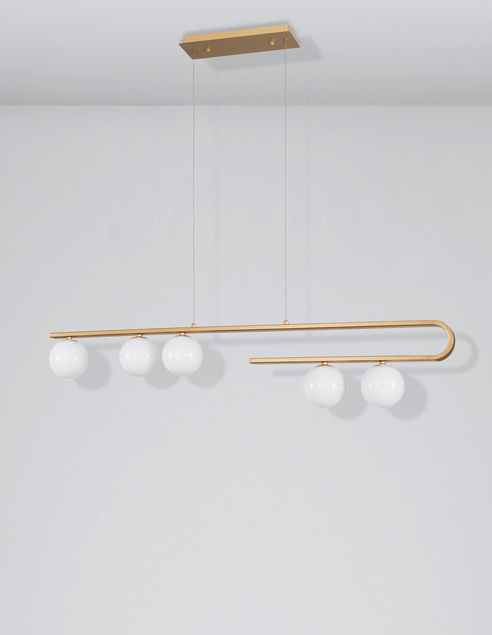 CANTONA | L 113 W 11 H 180 cm | 25 W | IP20 | White/Gold | Steel/Glass