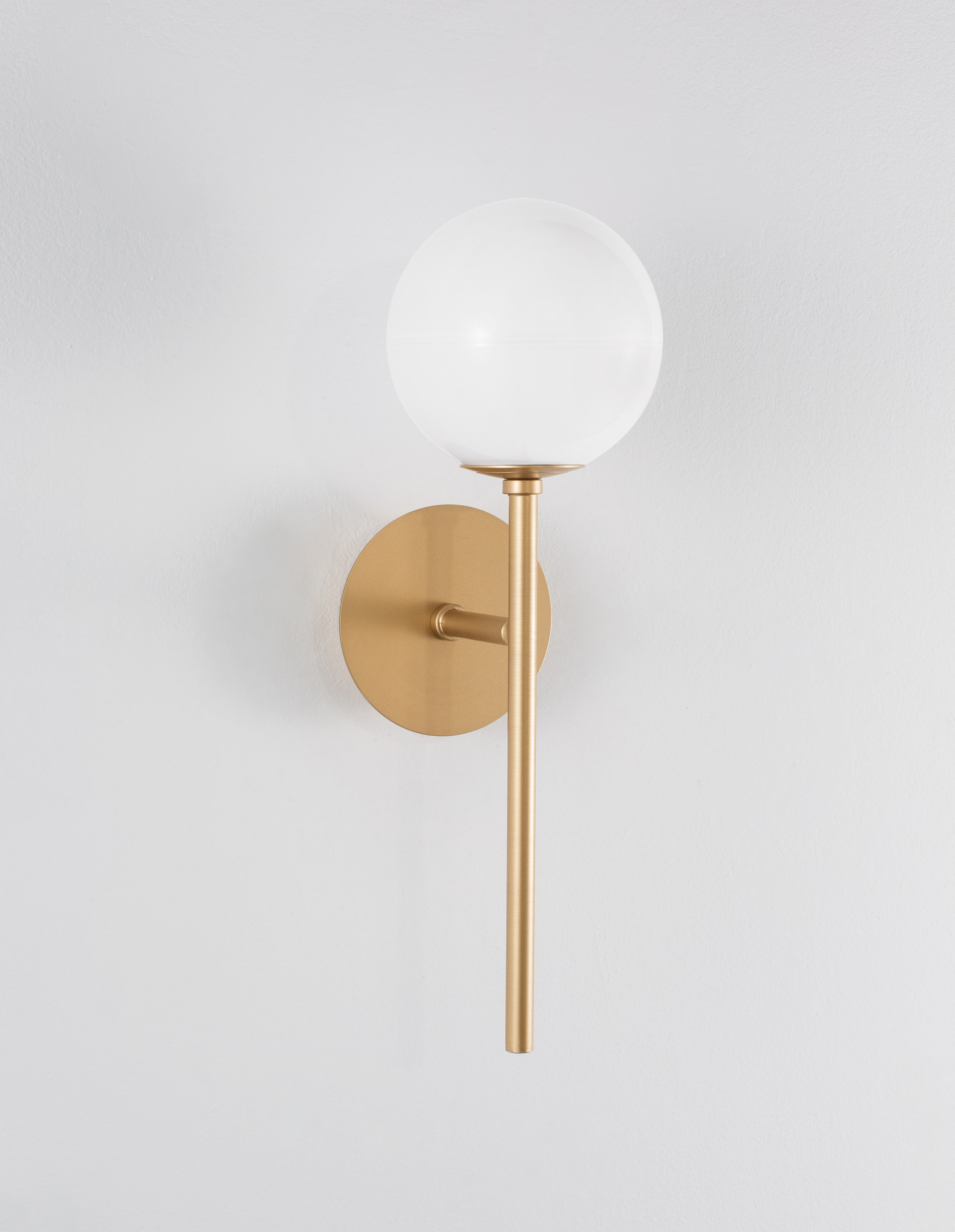 CANTONA | L 14.5 W 11 H 35 cm | 5 W | IP20 | White/Gold | Steel/Glass