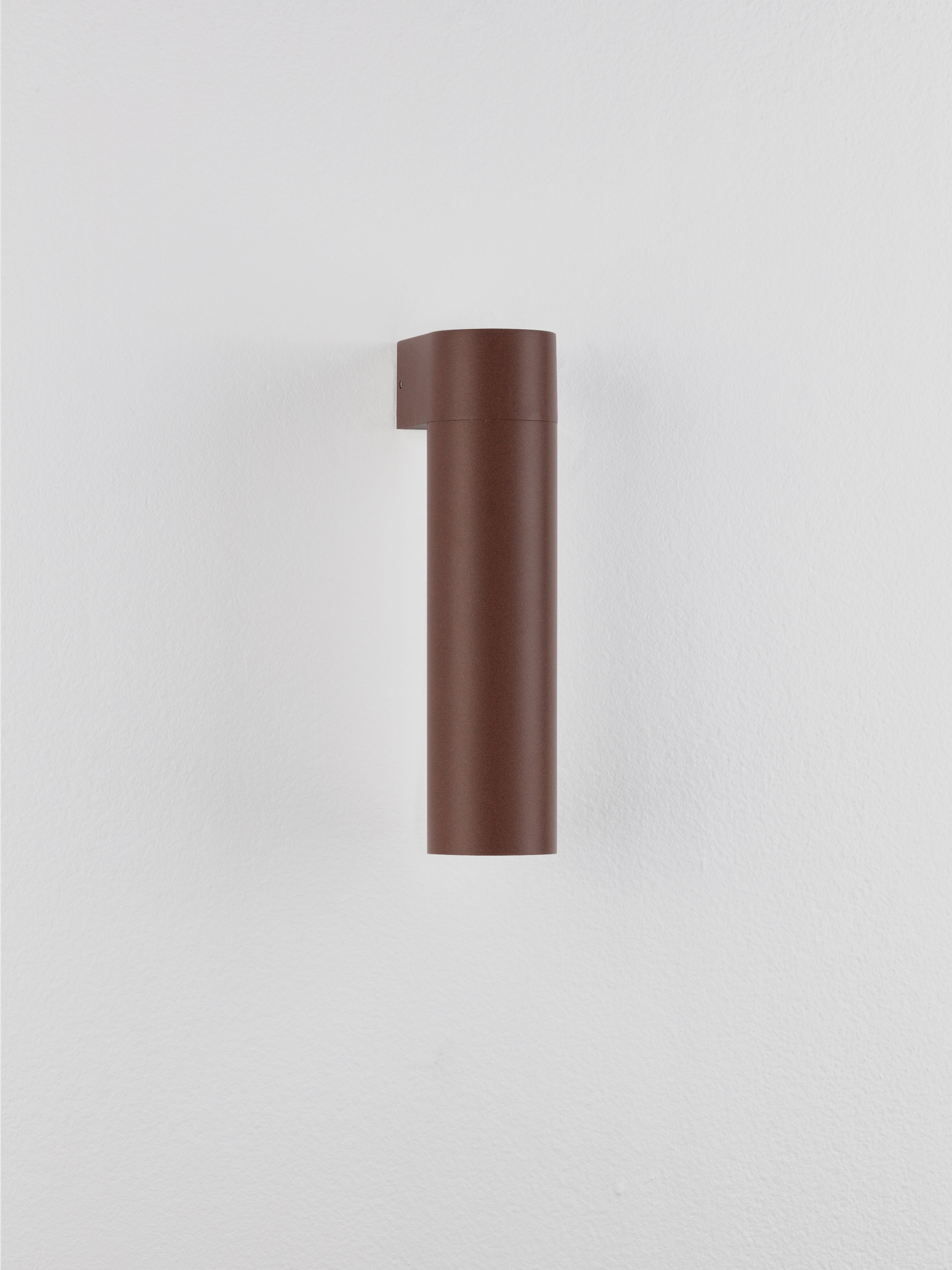 LUSY | W 7 H 20 D 5 cm | 5 W | 3000 K | 310 lm | IP65 | Corten | Aluminum